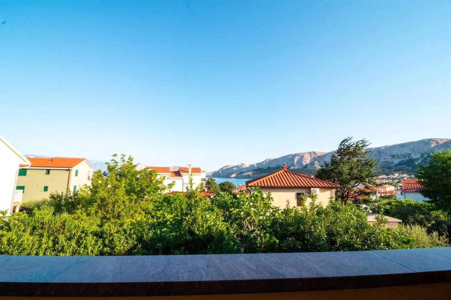 Ana 2 Apartment Baska  0*, Baska (Krk) Croatia